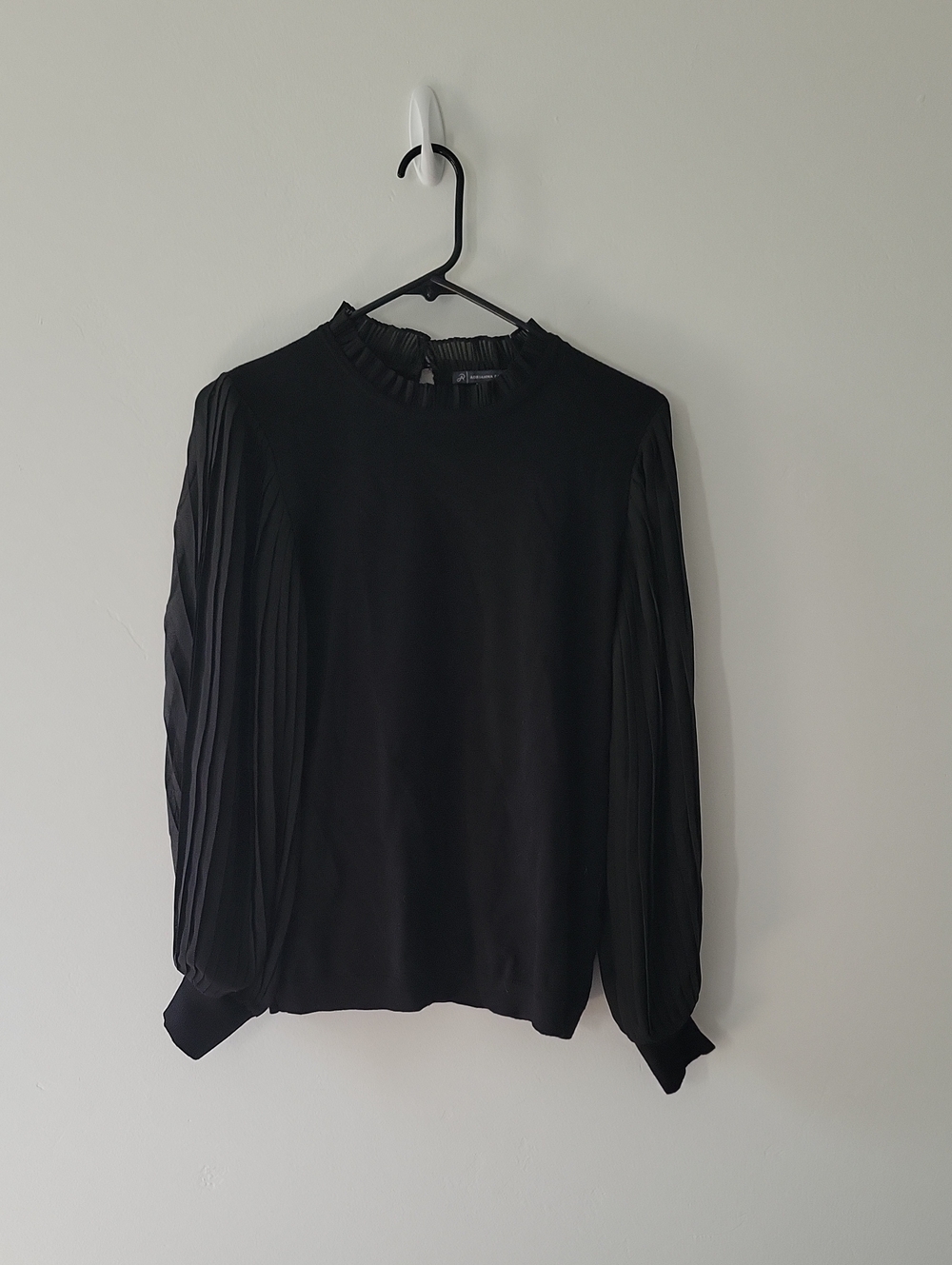 Women’s Black Pleated Sleeve Blouse